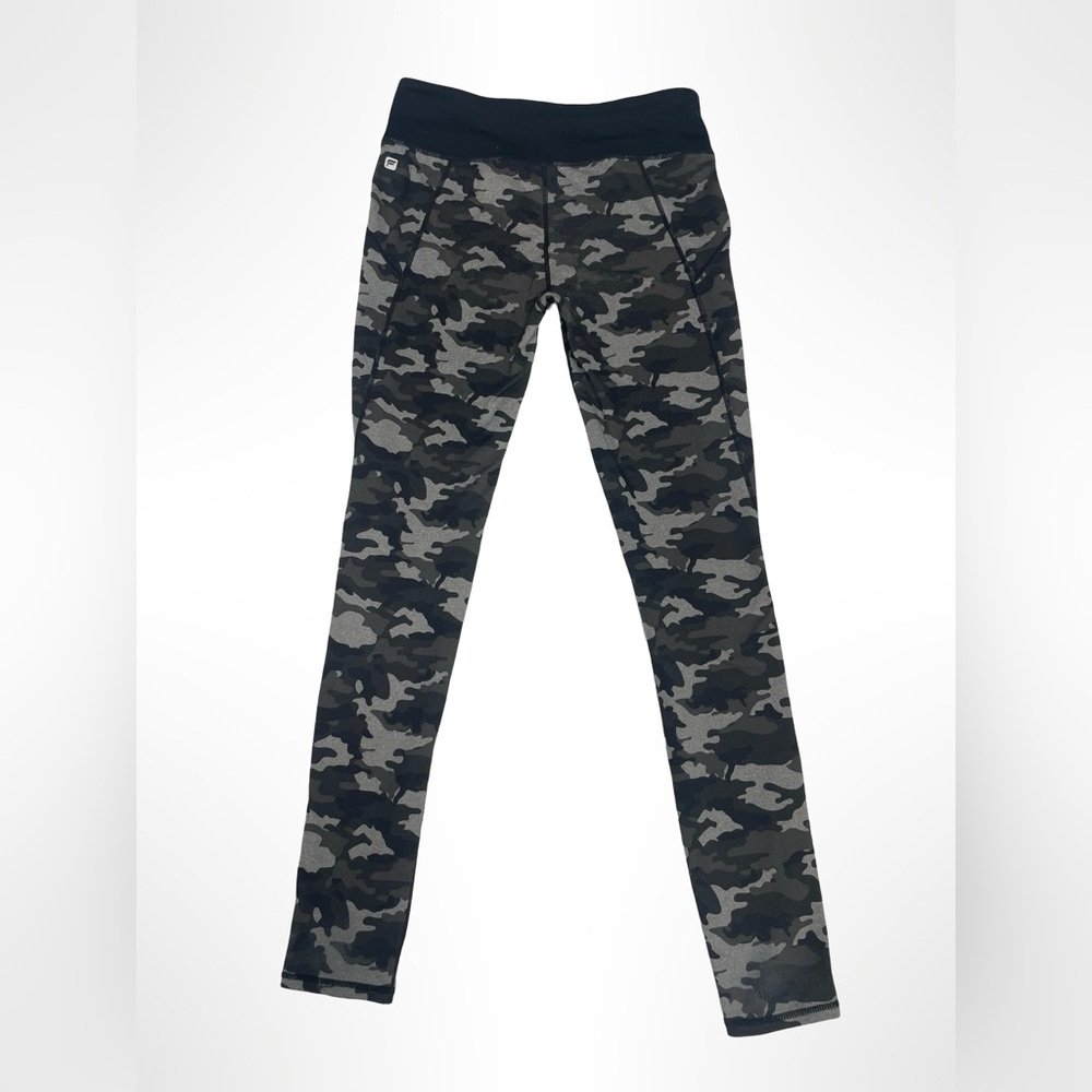Fabletics street camo leggings size‎ medium